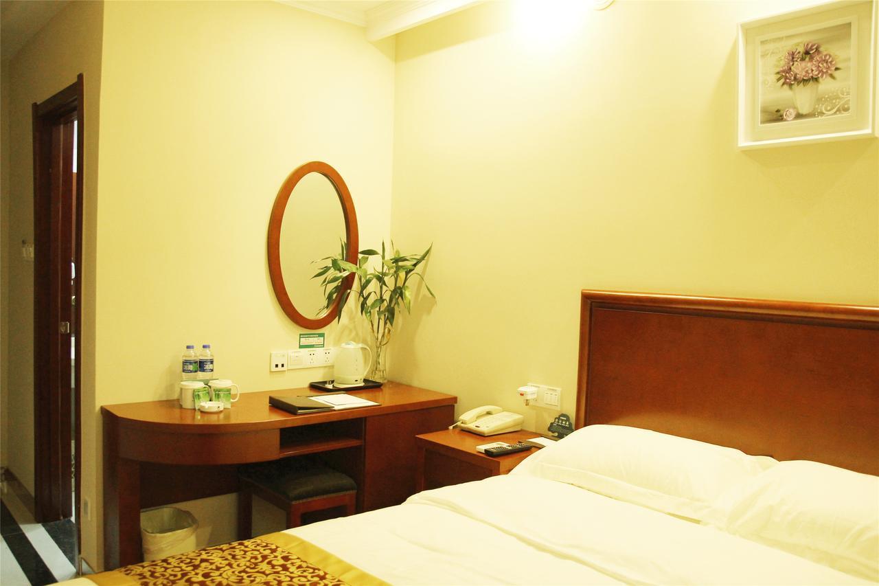 Greentree Inn Tianjin West Railway Station Stage Hotel Экстерьер фото